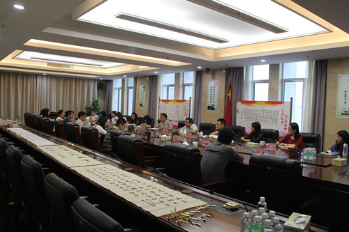 {F6530E82-13BD-4B83-8F24-6319156DE69A}_副本.jpg