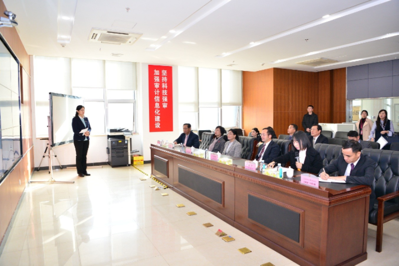 老挝国家审计代表团到访广东2.jpg
