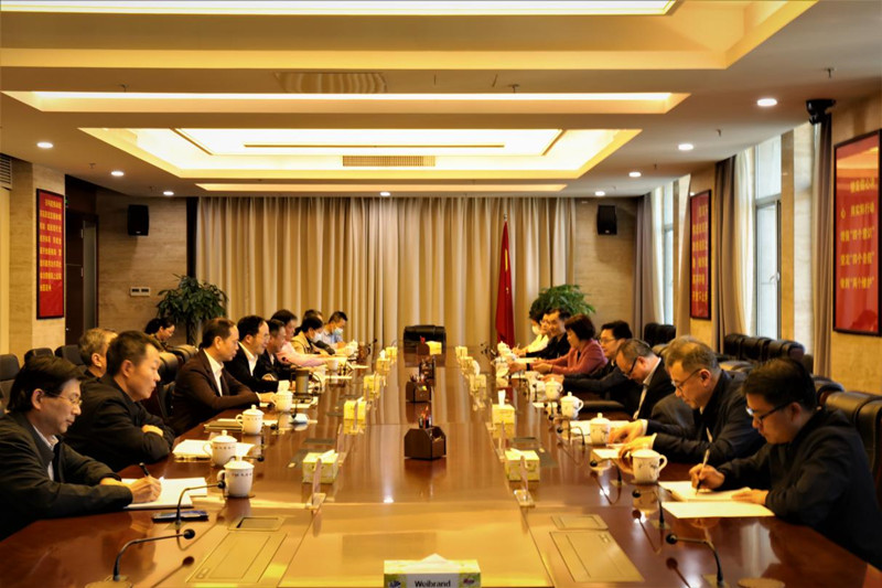 省商务厅张劲松厅长一行到我厅交流工作_副本.jpg