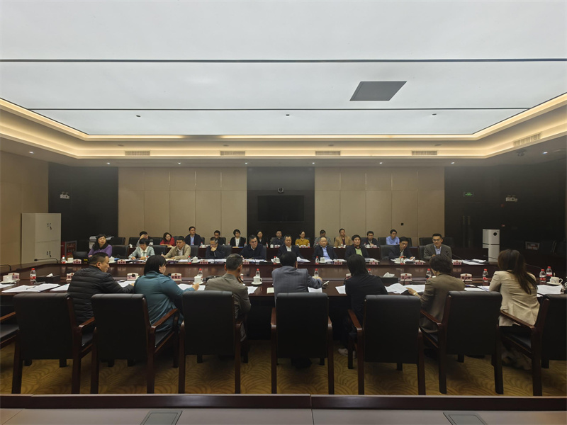 省审计厅积极配合省人大常委会做好跟踪调研和专题询问工作